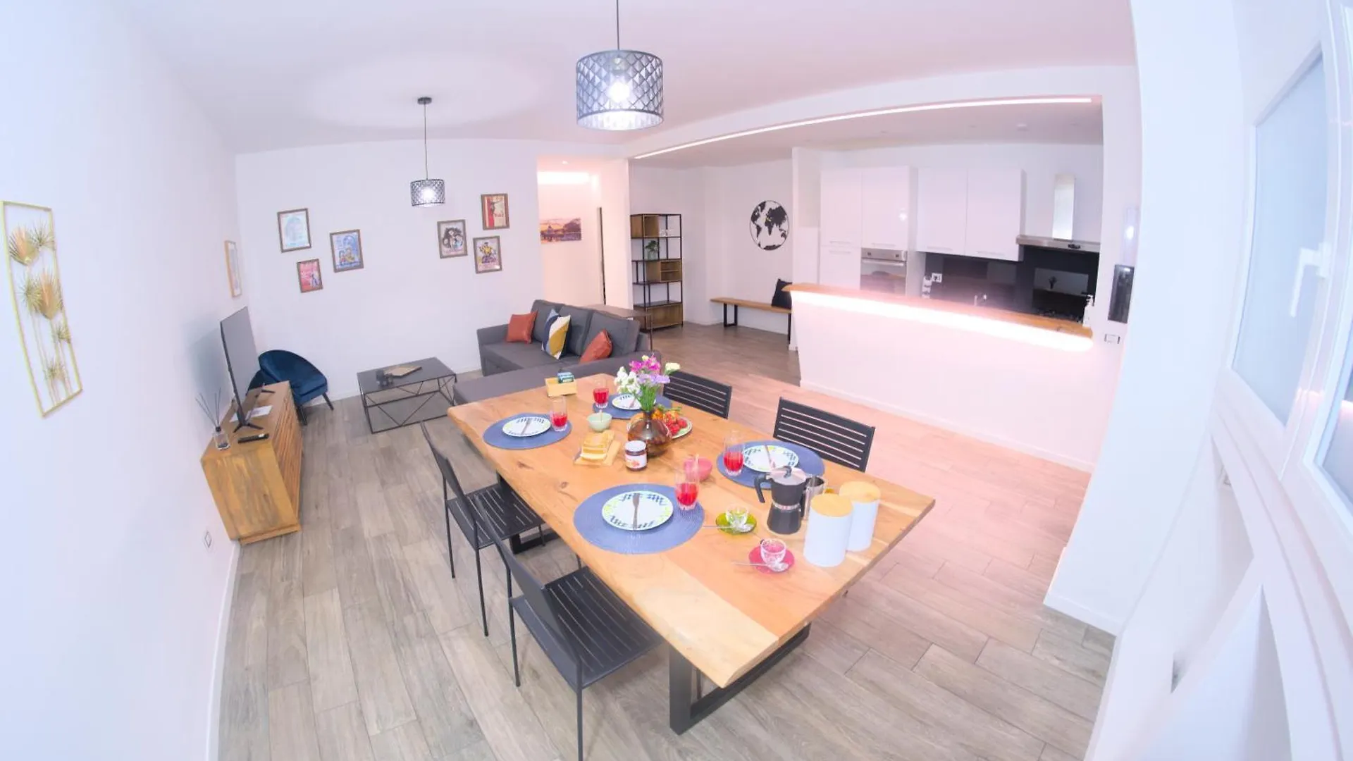 Toscani 24 Rome Apartment